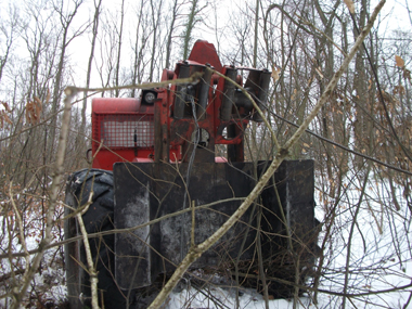 Débusqueur Timberjack 240 A. Agrandir dans une nouvelle fenêtre (ou onglet)